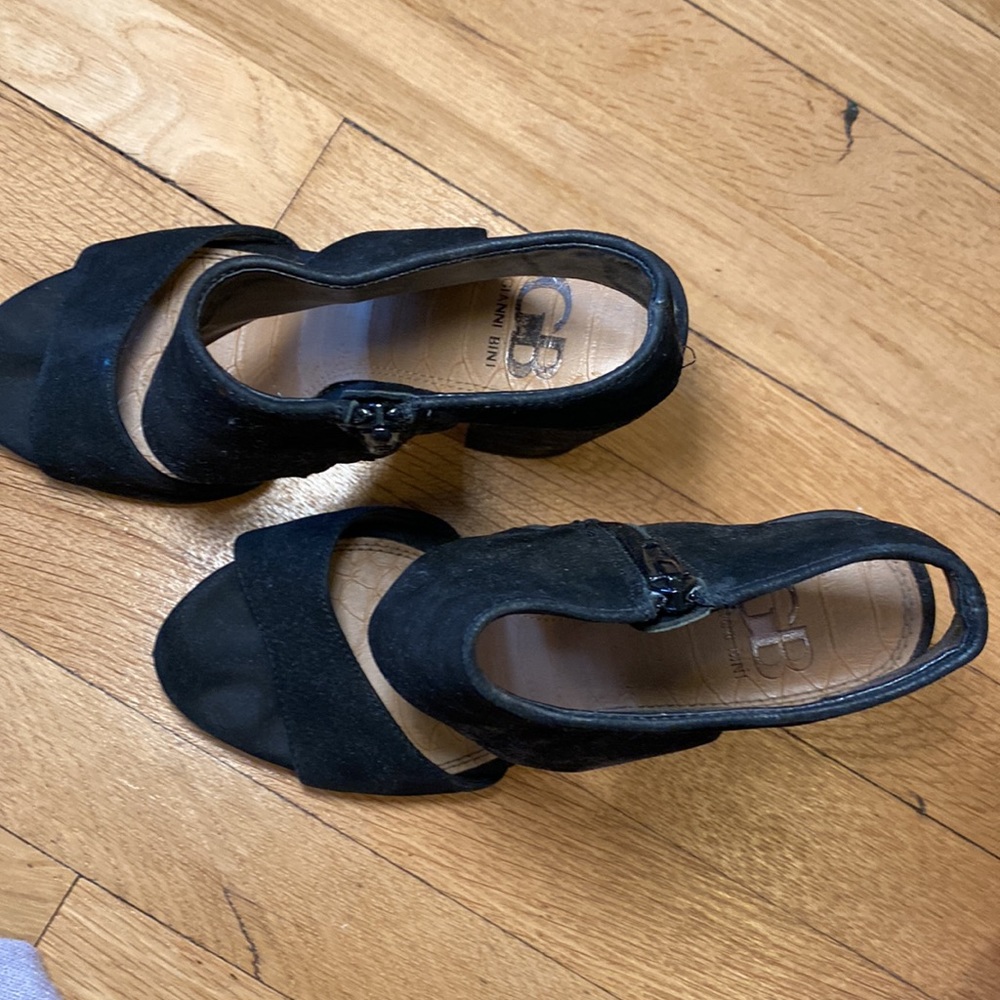 Gianni Bini Black Heels, good condition, 7.5 - Picture 3 of 6